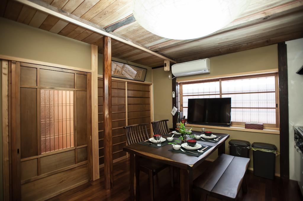 Kiyomizu Machiya Inn Киото Стая снимка